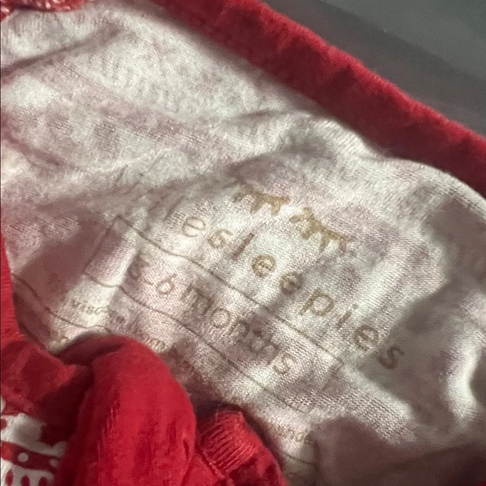 Little Sleepies Festive‎ Red Christmas Onesie Pajamas Baby 3-6 months.